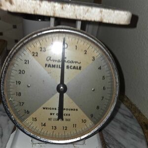 Vintage American Family Scale - Kitchen Scale